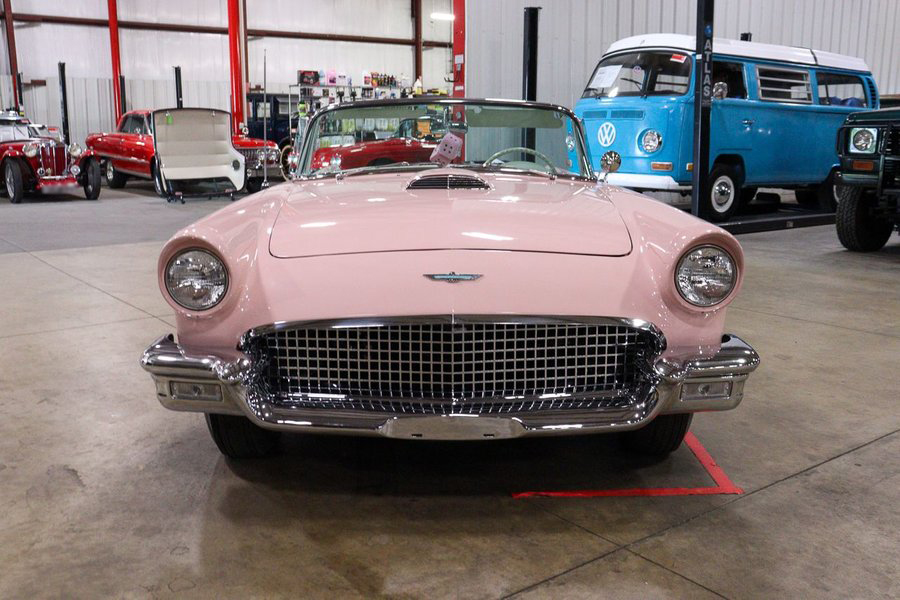 1957 Ford Thunderbird